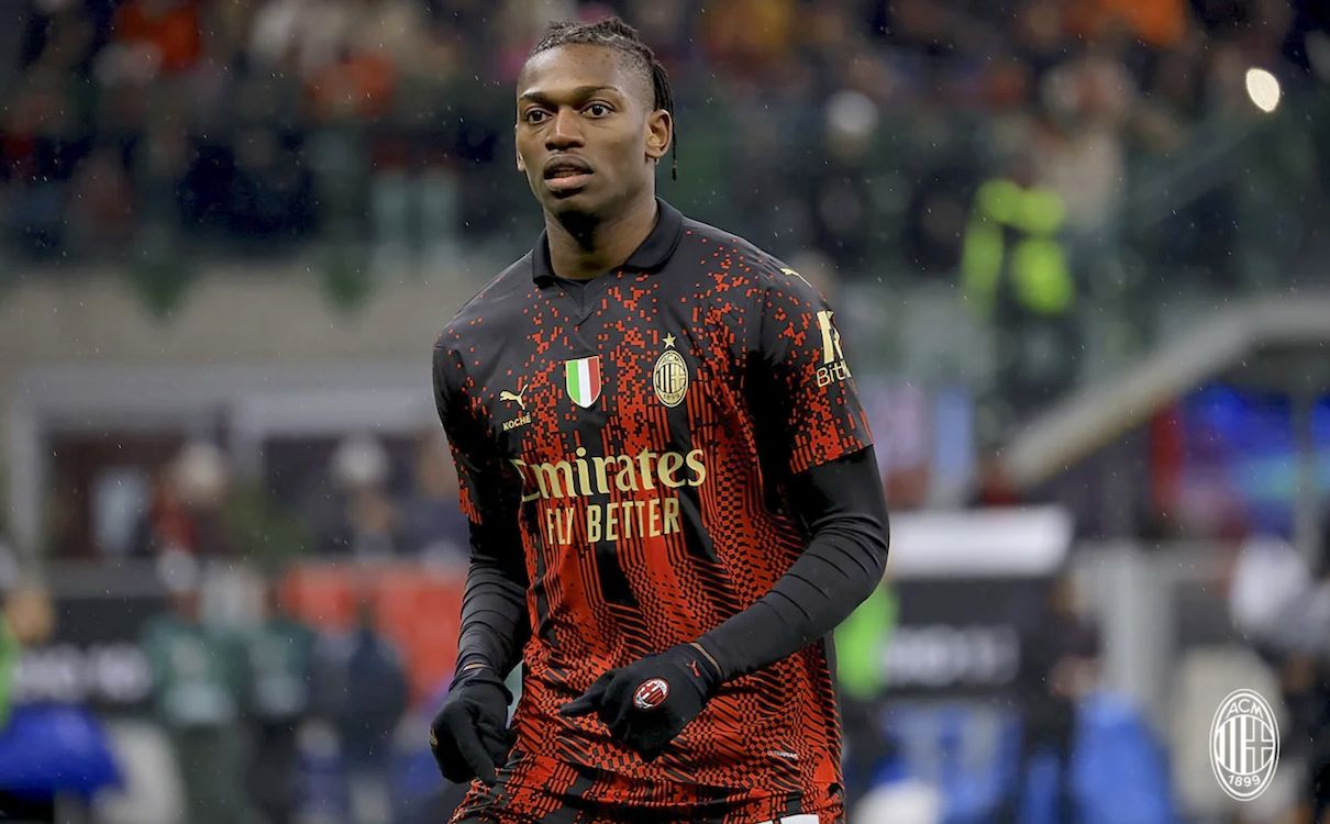 Relevo: Mendes arrives as Milan want to announce Leao renewal before ...