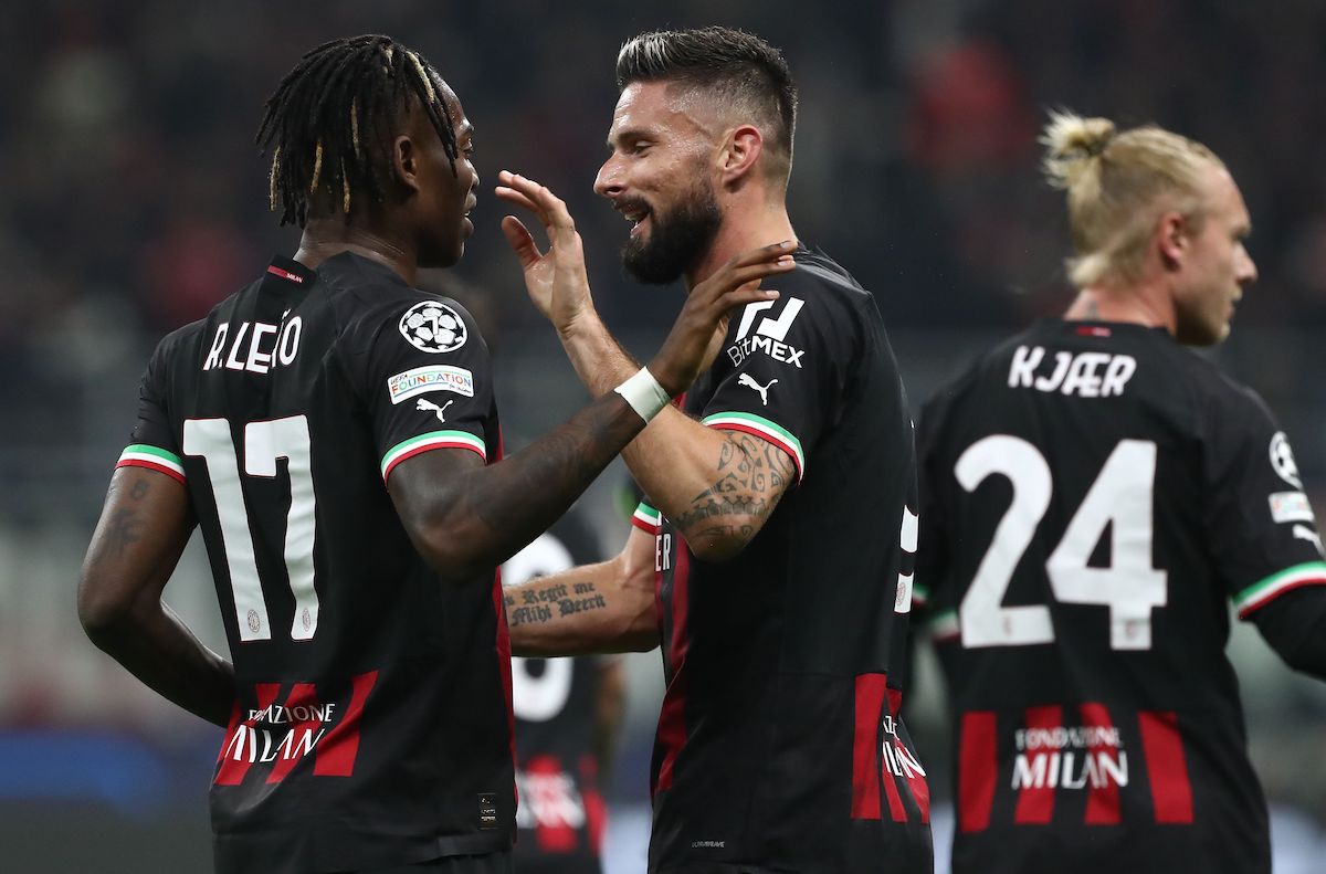 Olivier Giroud (R) of AC Milan celebrates with his team-mate Rafael Leao