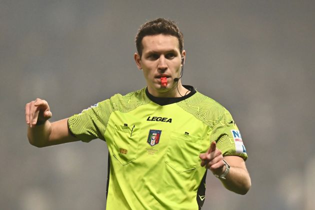 Referee Matteo Marcenaro