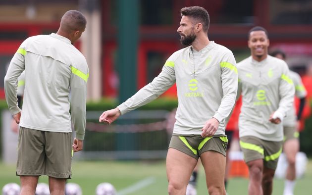 Olivier Giroud reacts during a AC Milan