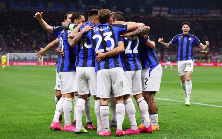 AC Milan vs Inter Milan 2. Dzeko and Mkhitaryan Score as Inter Come out of Blocks with Lightning Bolts