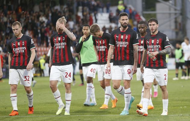 AC Milan players show their dejection