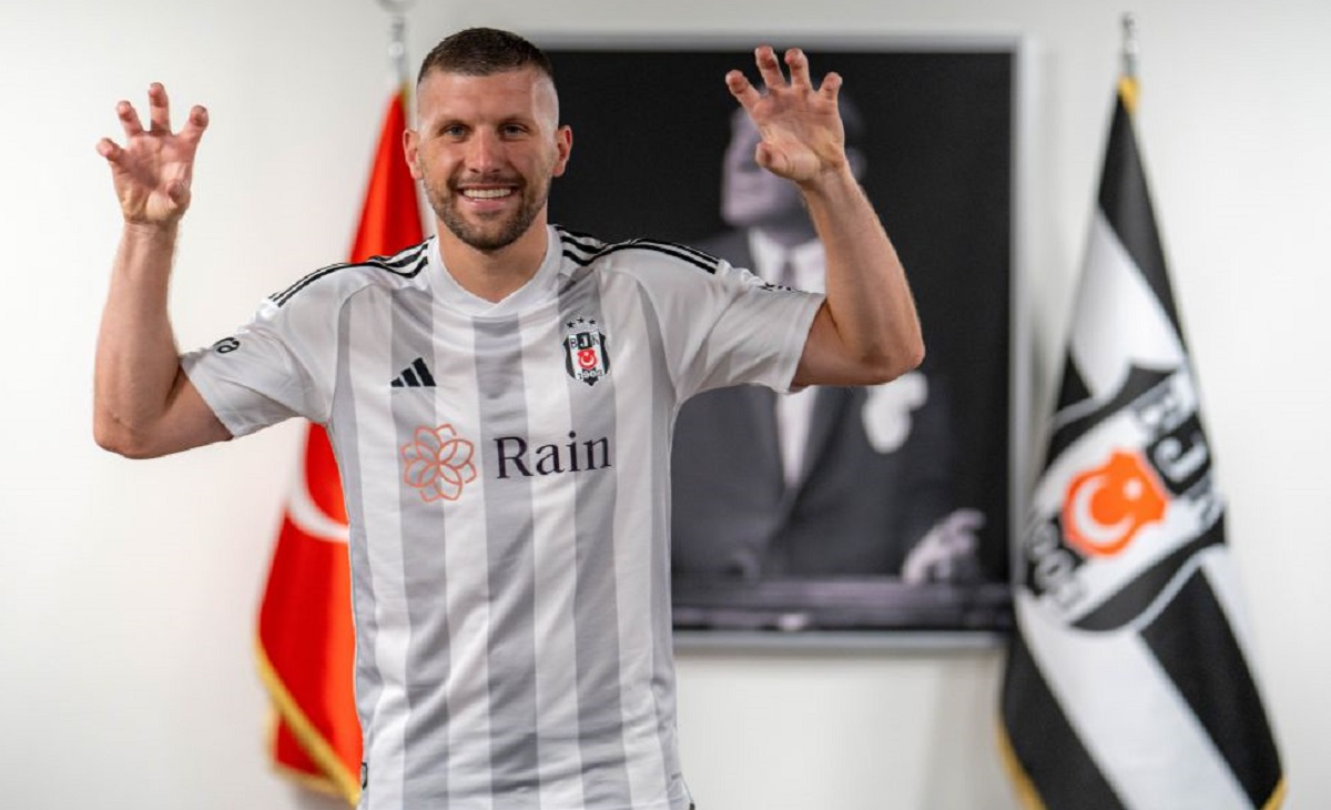 Transfermarkt - Another one - Come to Türkiye 🇹🇷✔️ Ante Rebic joins  Beşiktaş!