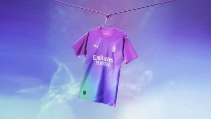 Why were these shirts so damn tight : r/ArsenalFC