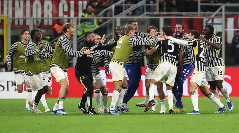 AC Milan 0-1 Juventus: Manuel Locatelli returns to haunt former club at San  Siro as Malick Thiaw sees red for Rossoneri - Eurosport