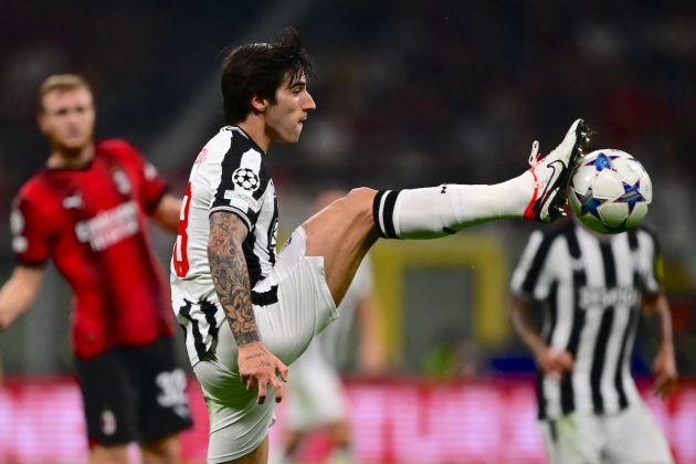 Newcastle United's Italian midfielder #08 Sandro Tonali