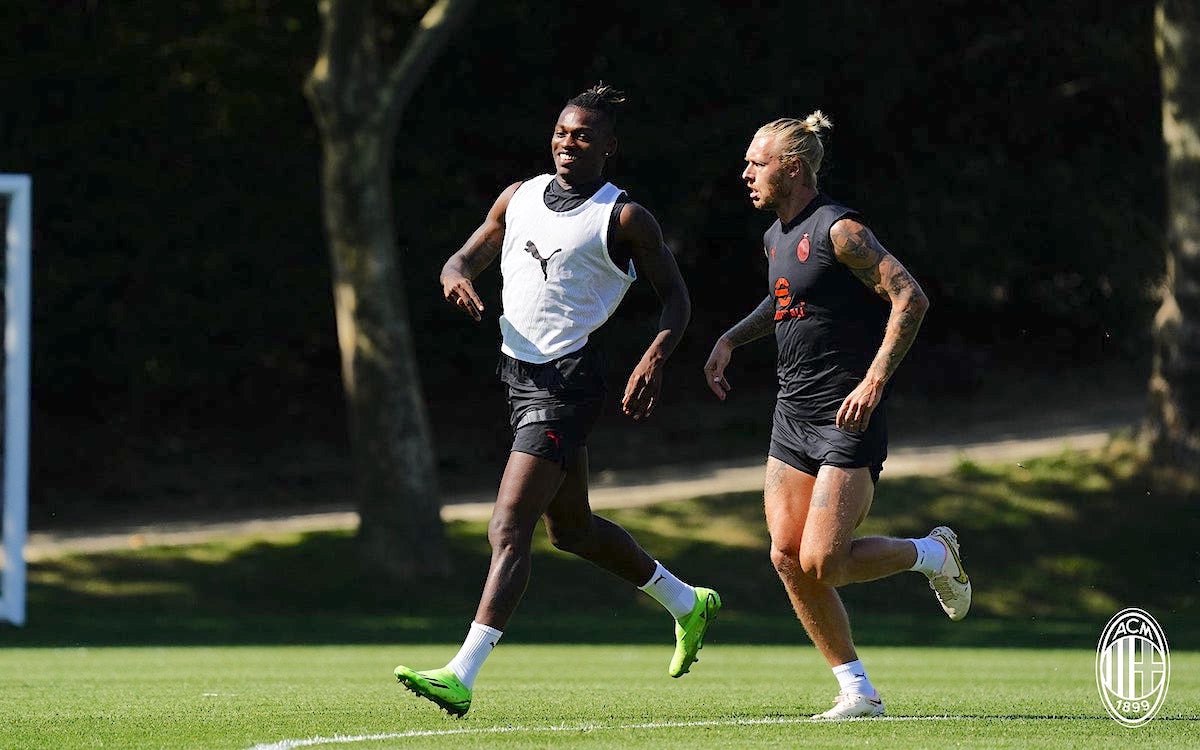 rafael leao simon kjaer