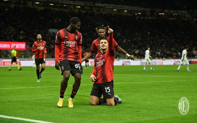 Jovic and teammates Milan