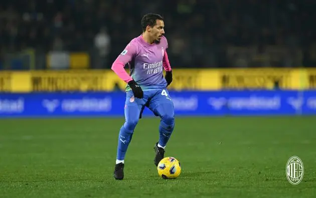 Ismael Bennacer Milan