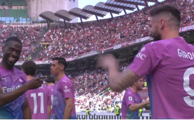 Giroud celebrates goal