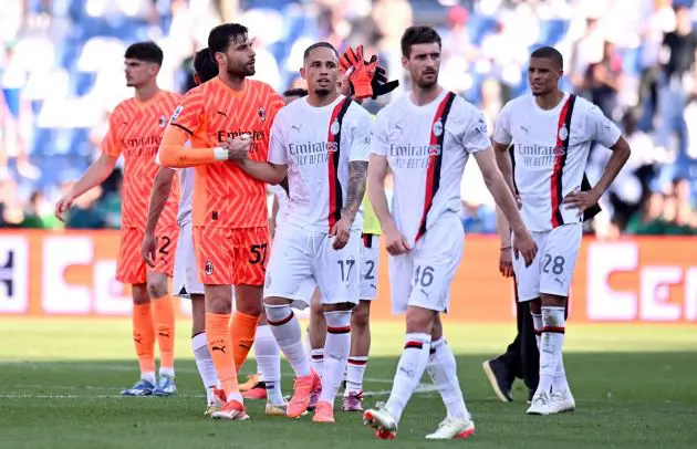 Milan players post Sassuolo-Milan