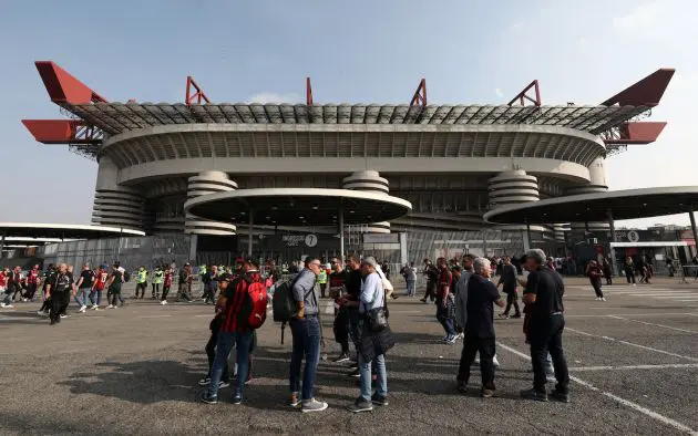 ac milan fans juventus