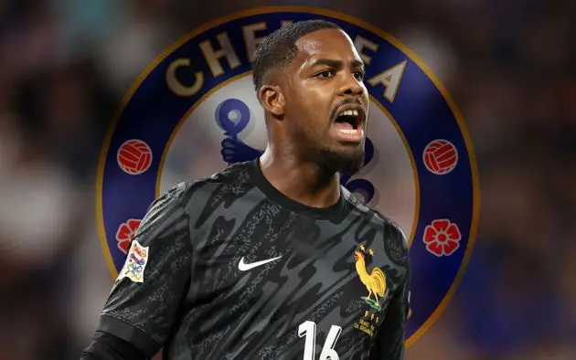 Maignan Chelsea emblem