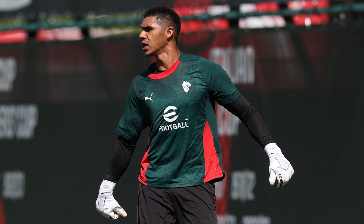 Official: AC Milan confirm contract termination of Devis Vasquez by mutual consent