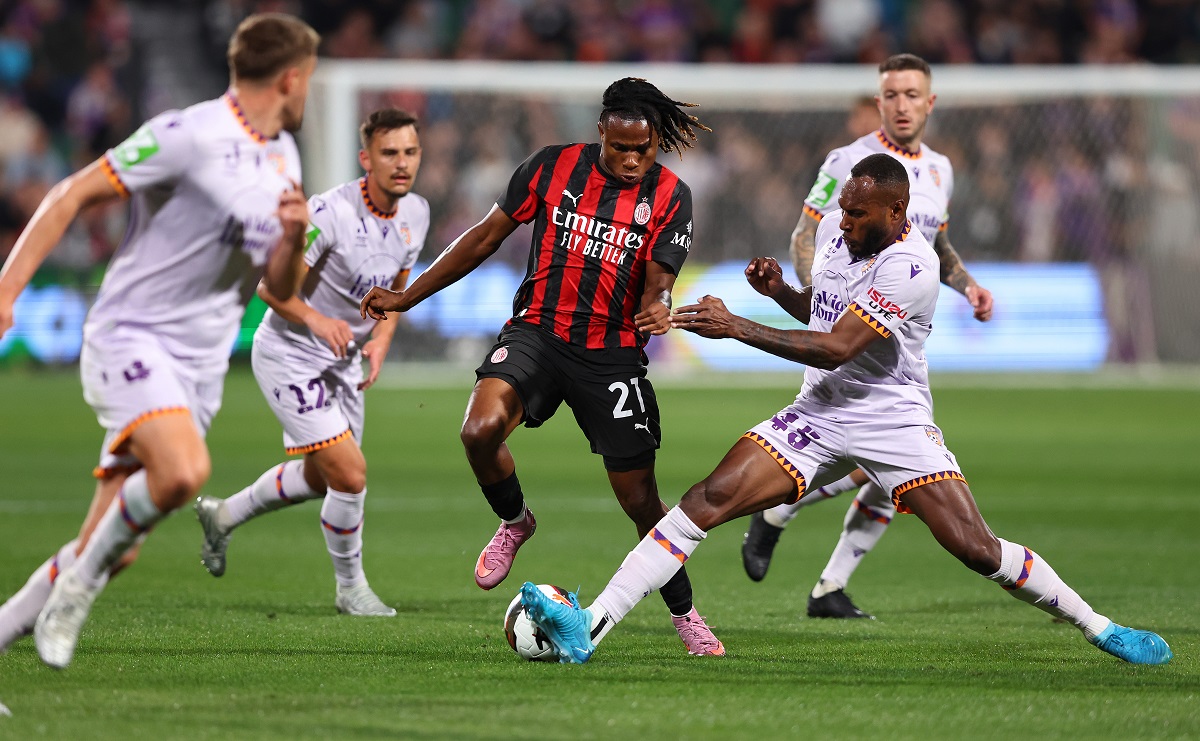 Samuel Chukwueze Milan