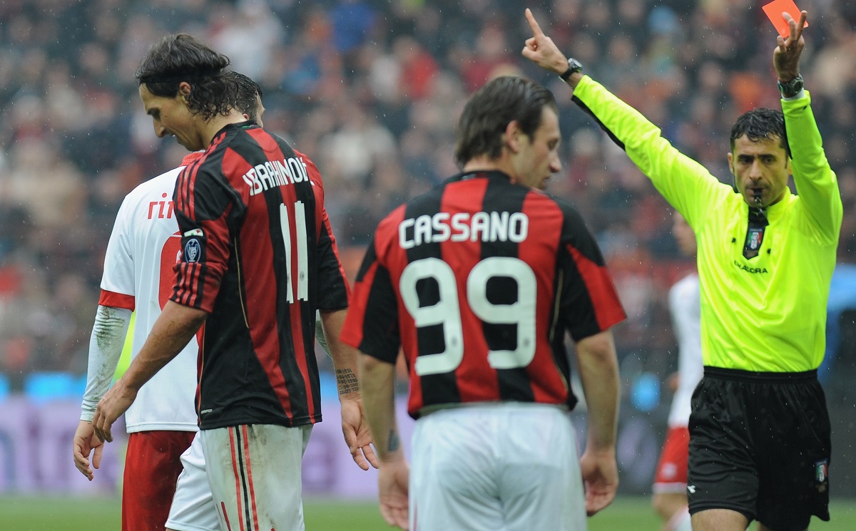Last time Milan faced Bari: cheeky free-kick, red card and Cassano goal