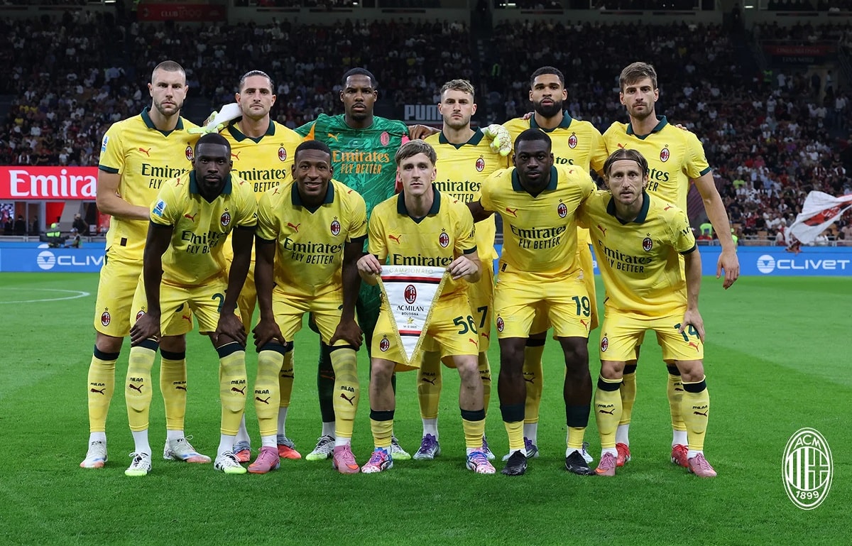 Players before Milan-Bologna