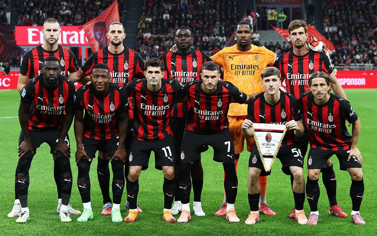 AC Milan players pre-Napoli game