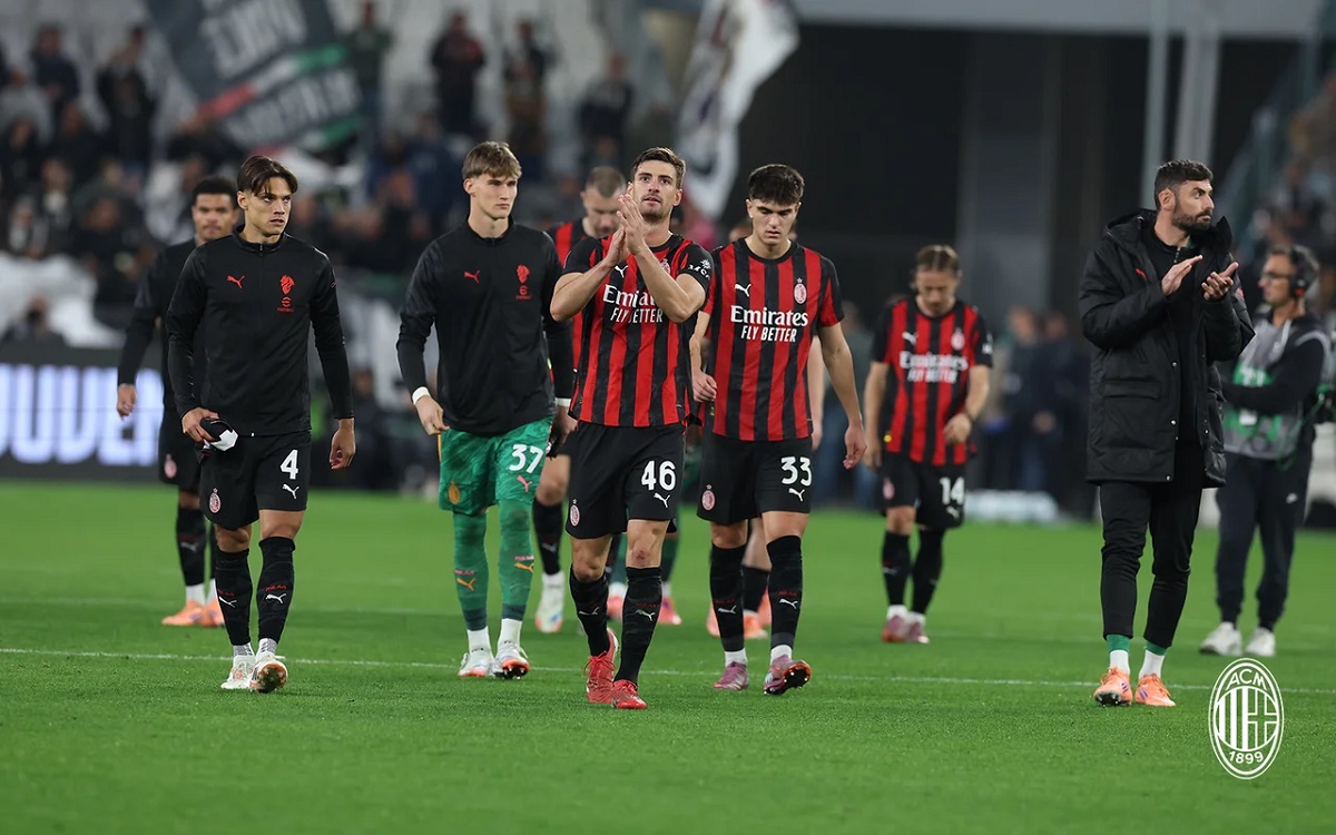 Gabbia and teammates