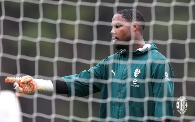 Mike Maignan Milanello