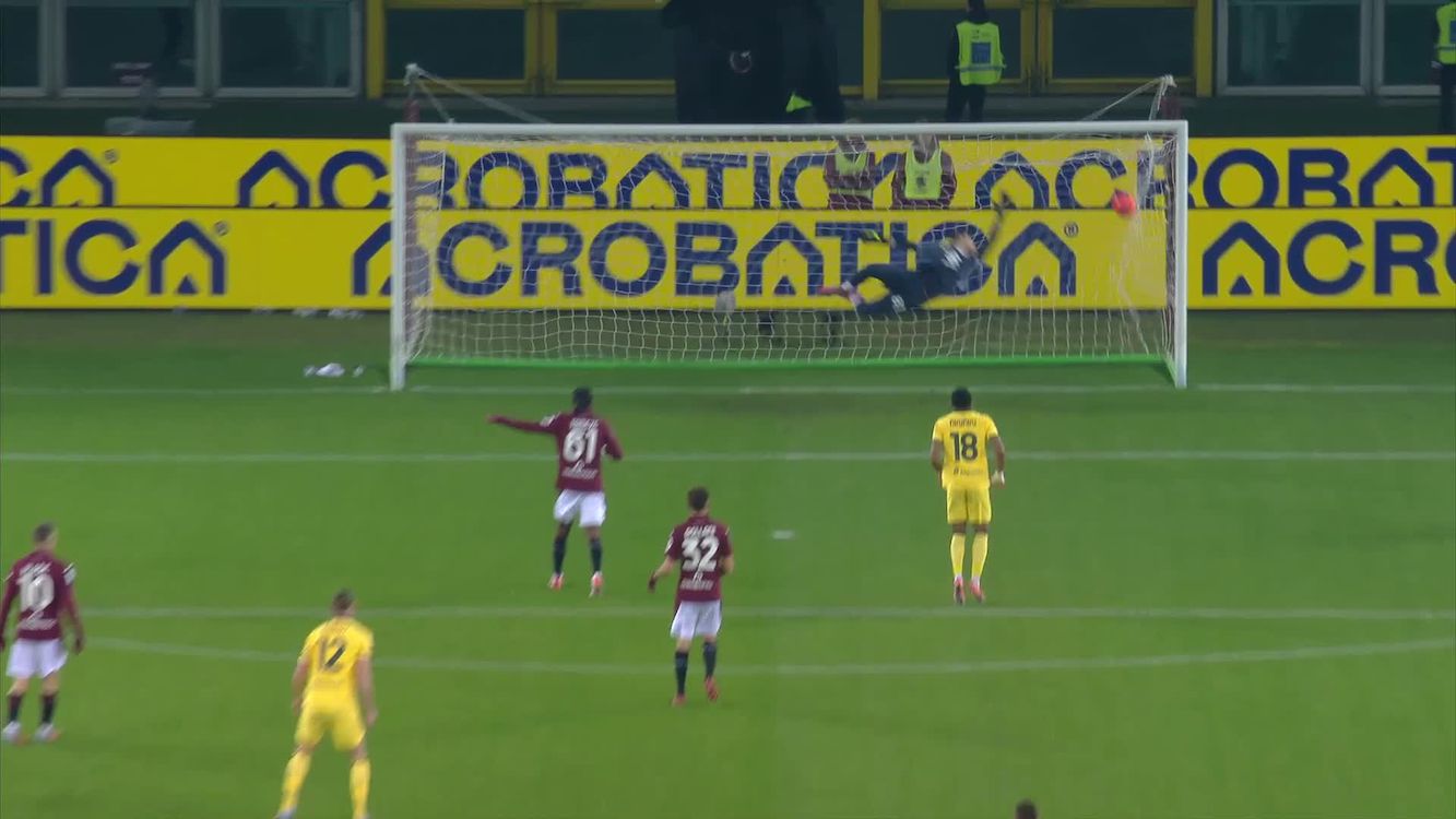 Watch: Adrien Rabiot halves Milan’s deficit vs. Torino with rocket from 25 yards