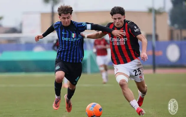 Simone Lontani for Milan Primavera against Inter