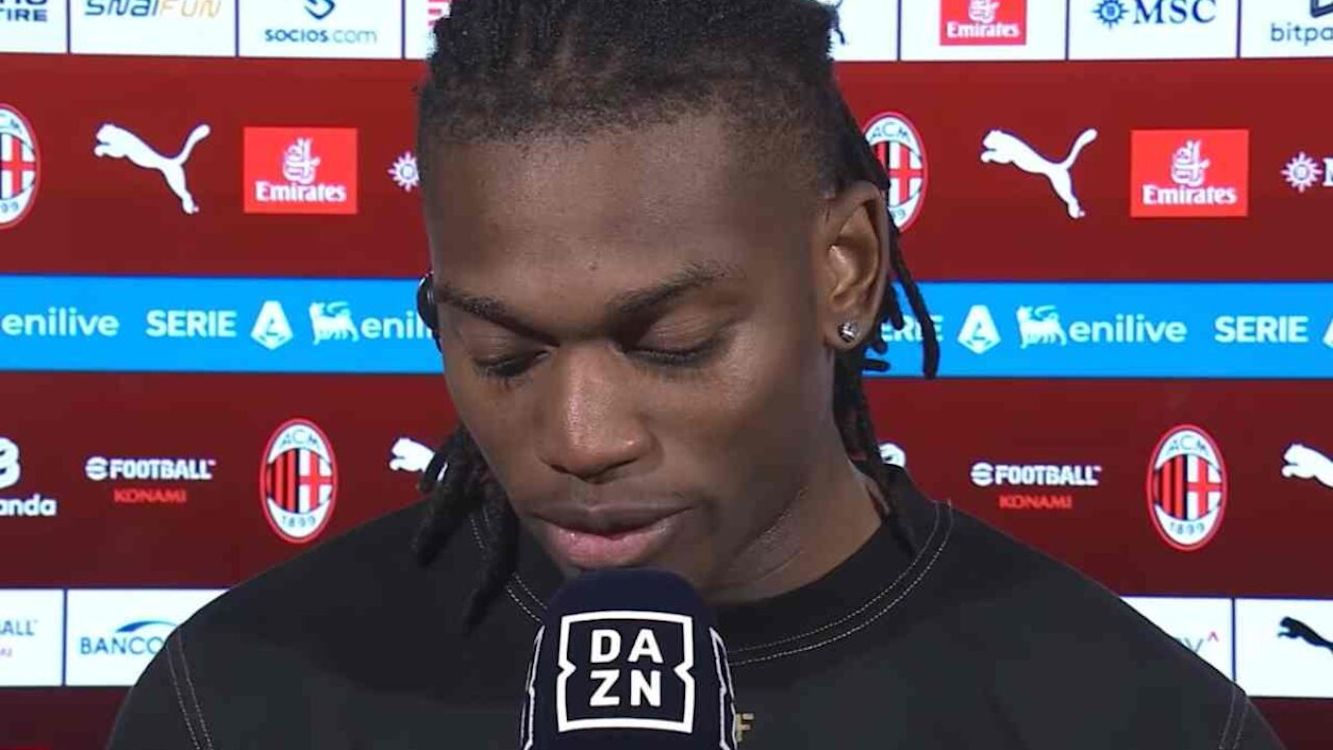 Unhappy Leao makes plea to Milan fans after Como draw: “We all have to stick together”