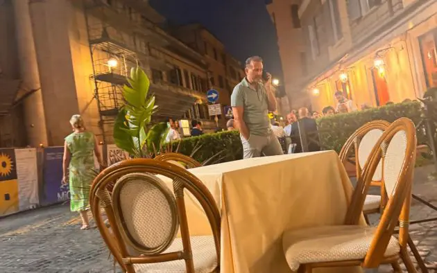 Cardinale spotted Rome