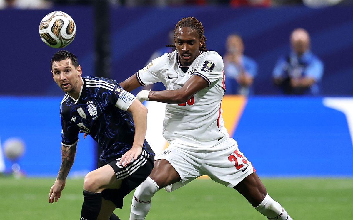 The Sun: Spurs set €40m price tag for Spence as Liverpool, Inter and Milan seek deal