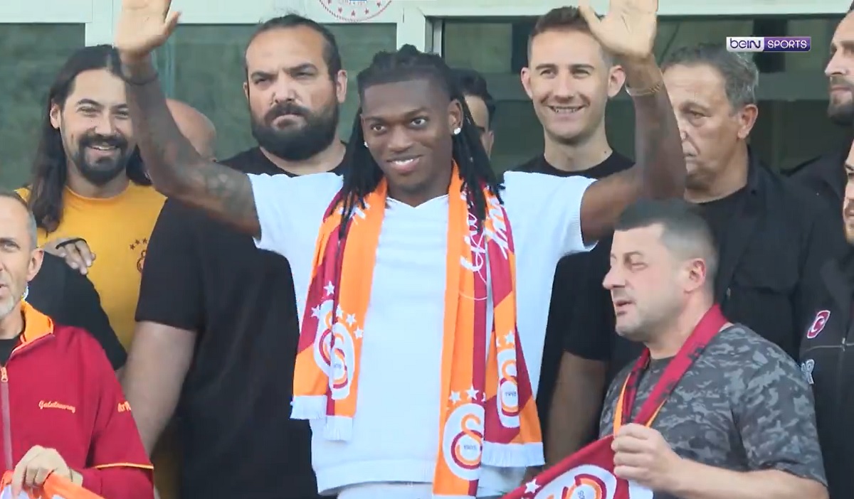 Leao arrival Turkey